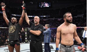 Jon Jones venceu Dominick Reyes no UFC 247