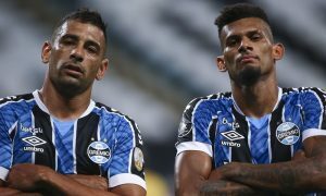 Rodrigues e Diego de Souza do Grêmio