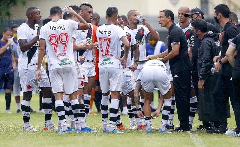 Vasco x Bangu: como assistir ao jogo na live do Casimiro