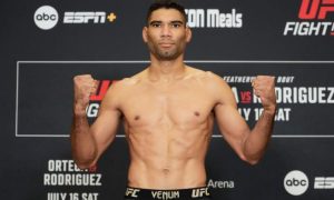 Herbert Burns é atleta peso-pena do UFC